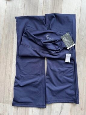 NWT GapFit Power Flare Leggings Navy Small Regular High Rise